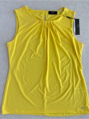 Tahari Women’s Sleeveless Blouse Yellow Pleated Neck Top Size Medium NWT NEW
